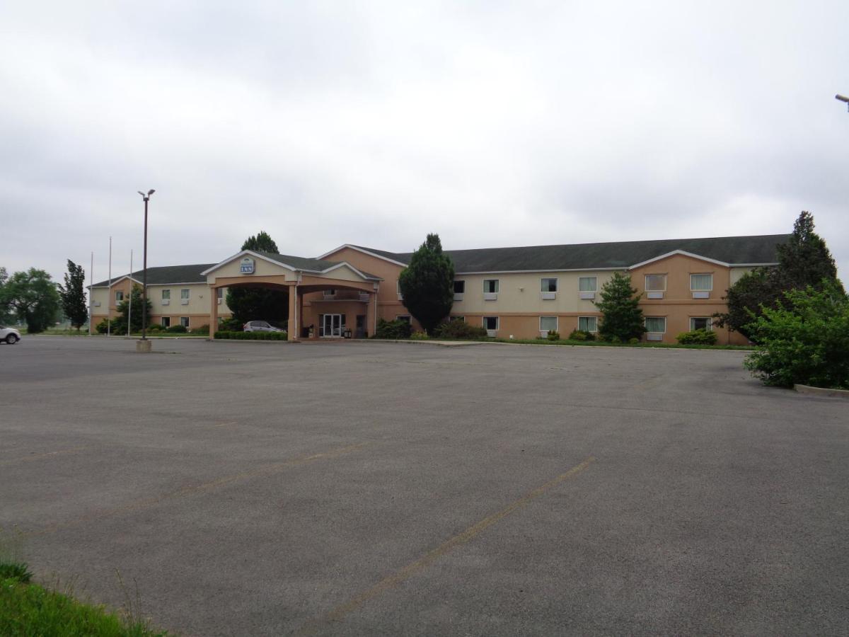 Fairgrounds Inn Du Quoin Exterior photo