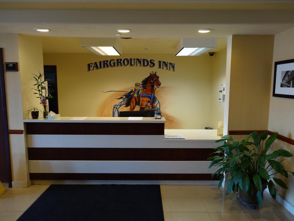 Fairgrounds Inn Du Quoin Exterior photo